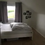Modern Summer Lofoten Storeidet